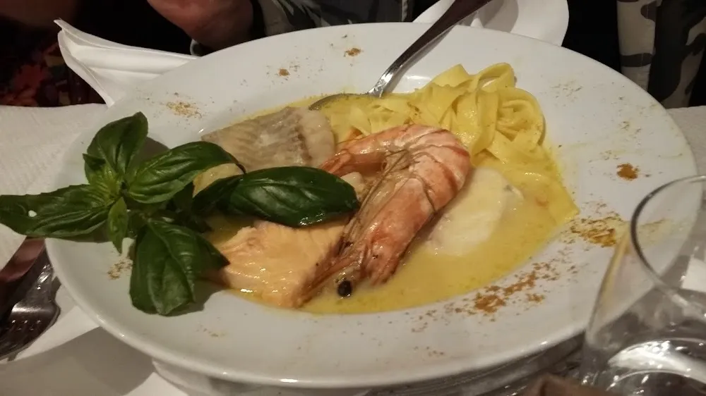 Pot Au Feu de la Mer Sayce Safranée